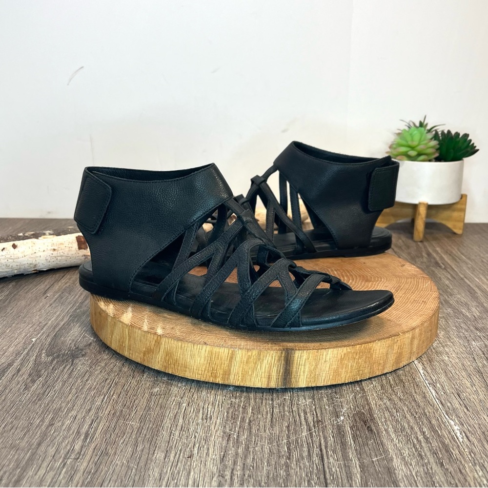 *Eileen Fisher | Nest Cage Flat Sandals with Ankle Cuffs Size 9.5